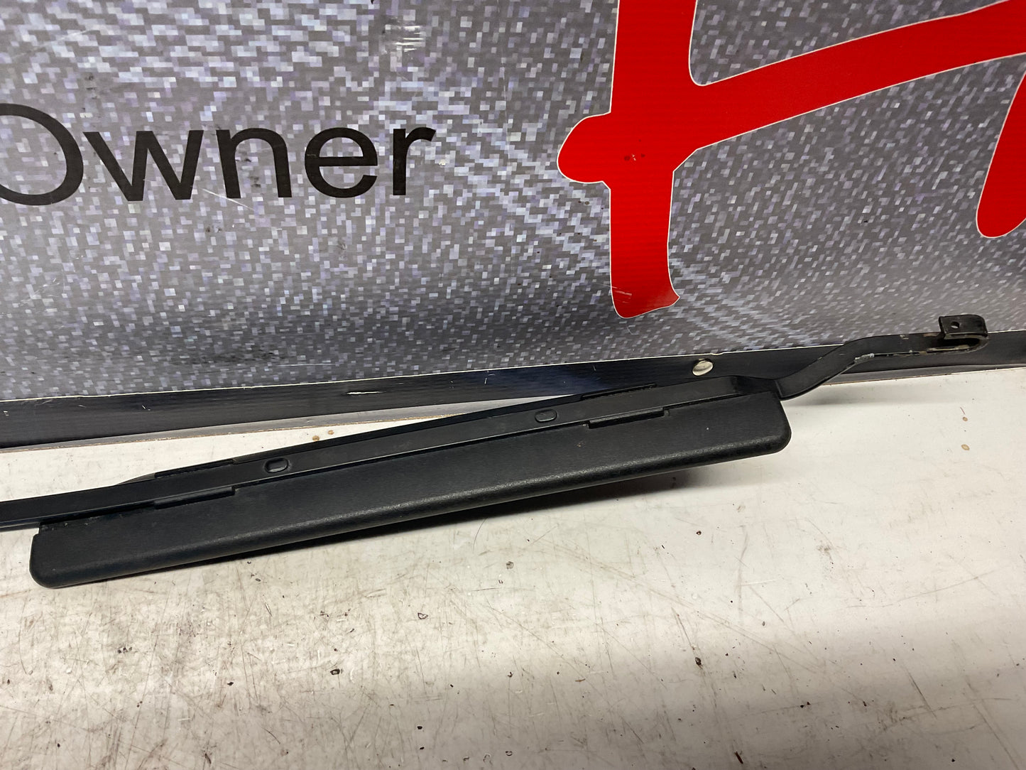 Driver Windshield Wiper Arm Left 443955407B C3