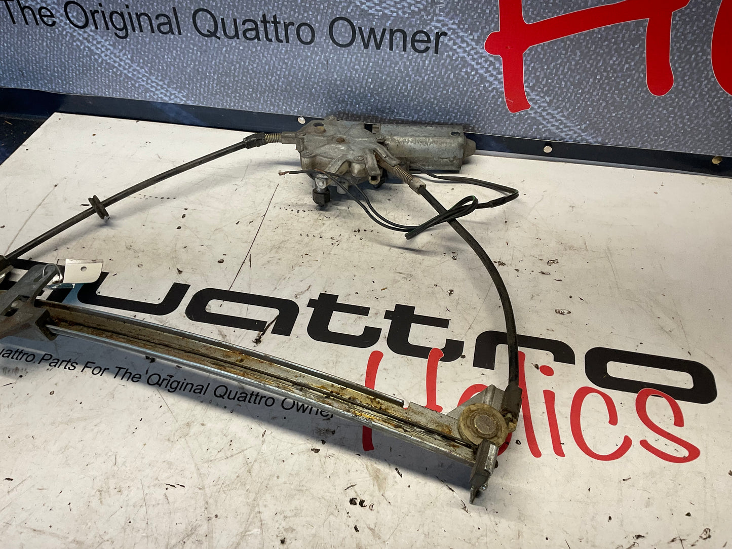 Passenger Window Regulator 855837398B B2 URQ Right