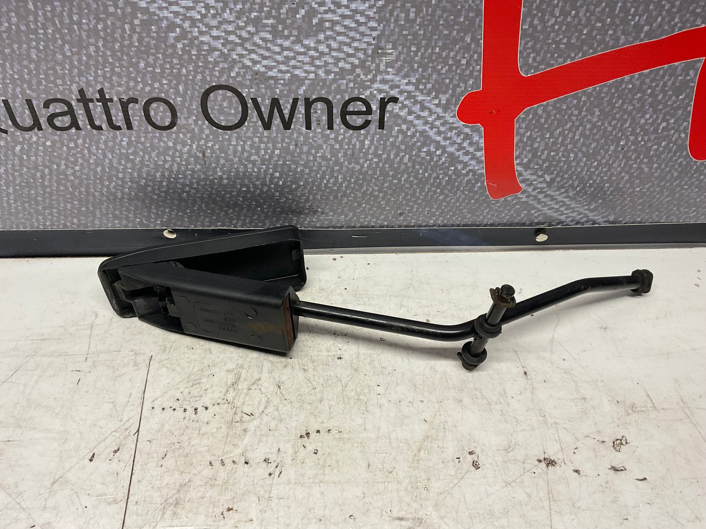 Accelerator Pedal Complete 443721507A  C3  D1