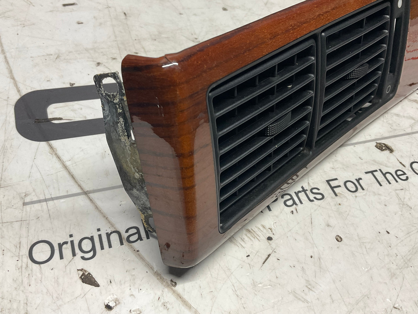 Dashboard Air Vent Zebrano Wood Trim Center Bezel 447853192 C3  200