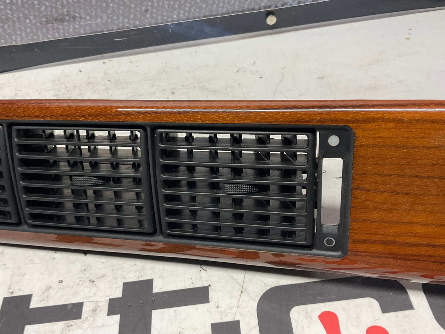 Dashboard Air Vent Zebrano Wood Trim Center Bezel 447853192 C3  200
