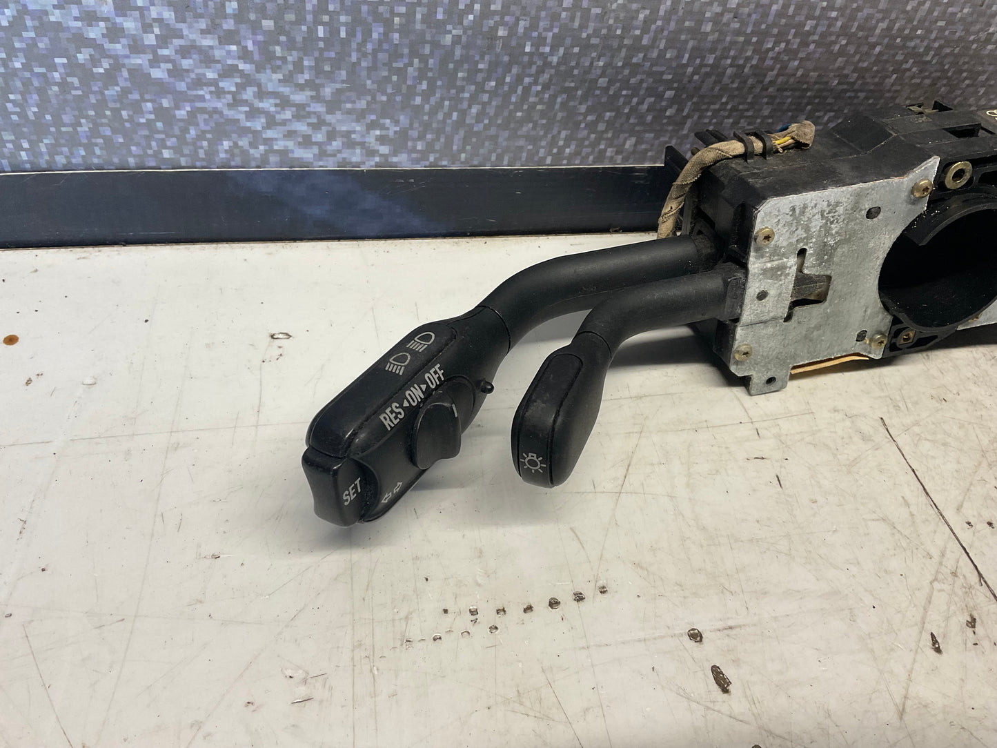 Wiper/Headlight/Turn Signal/Hazard Control  443953503E/443953513K