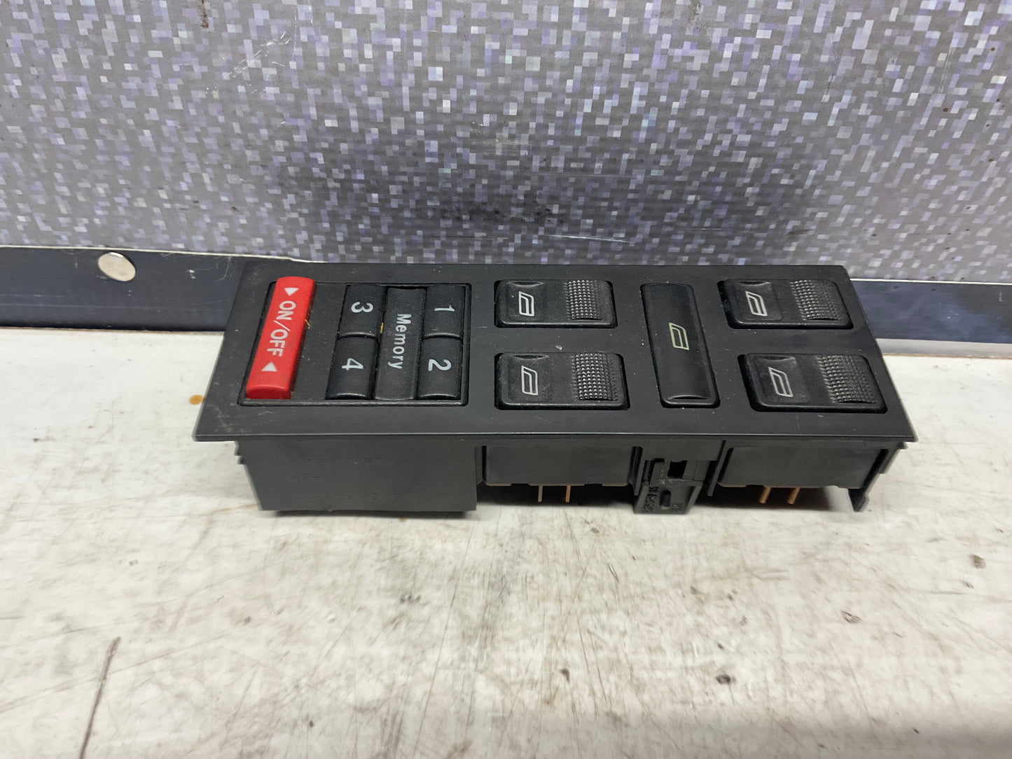 Power Window Switch Holder/Memory & Switches 441959521B  C3