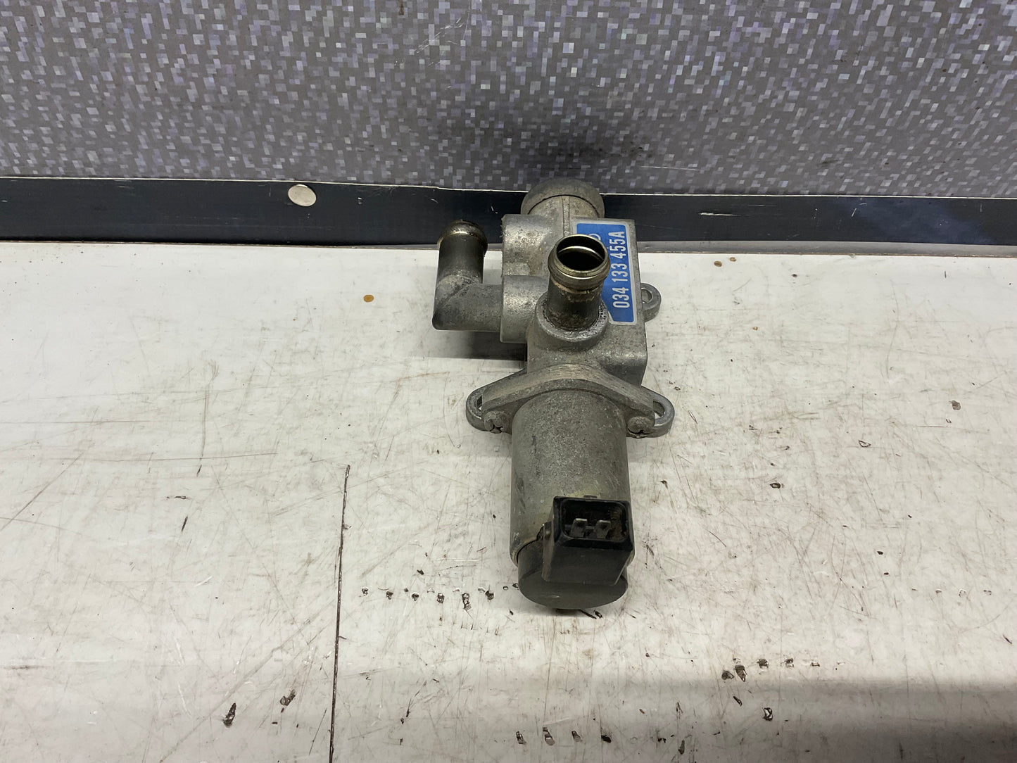 Idle Air Control Valve 034133455A  B3  7A