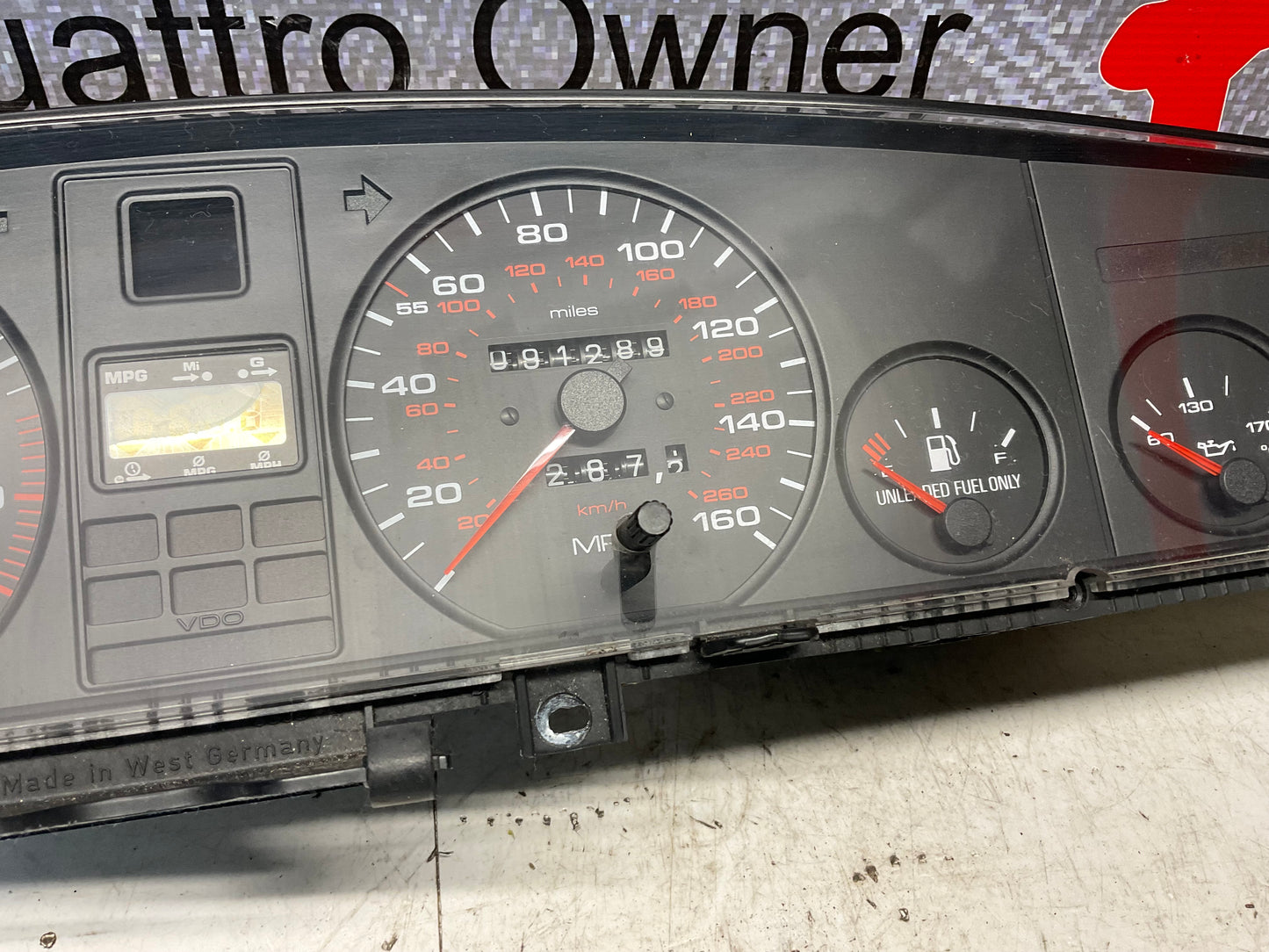 Speedometer / Gauge Cluster 447919035G  C3  147K