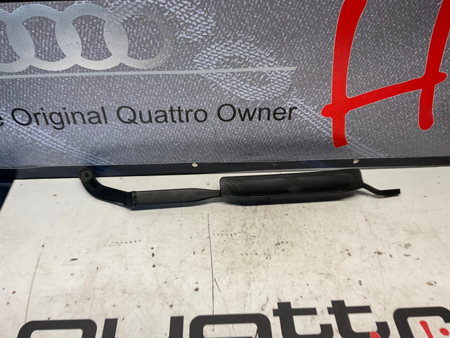 Passenger Windshield Wiper Arm Right 443955408 C3