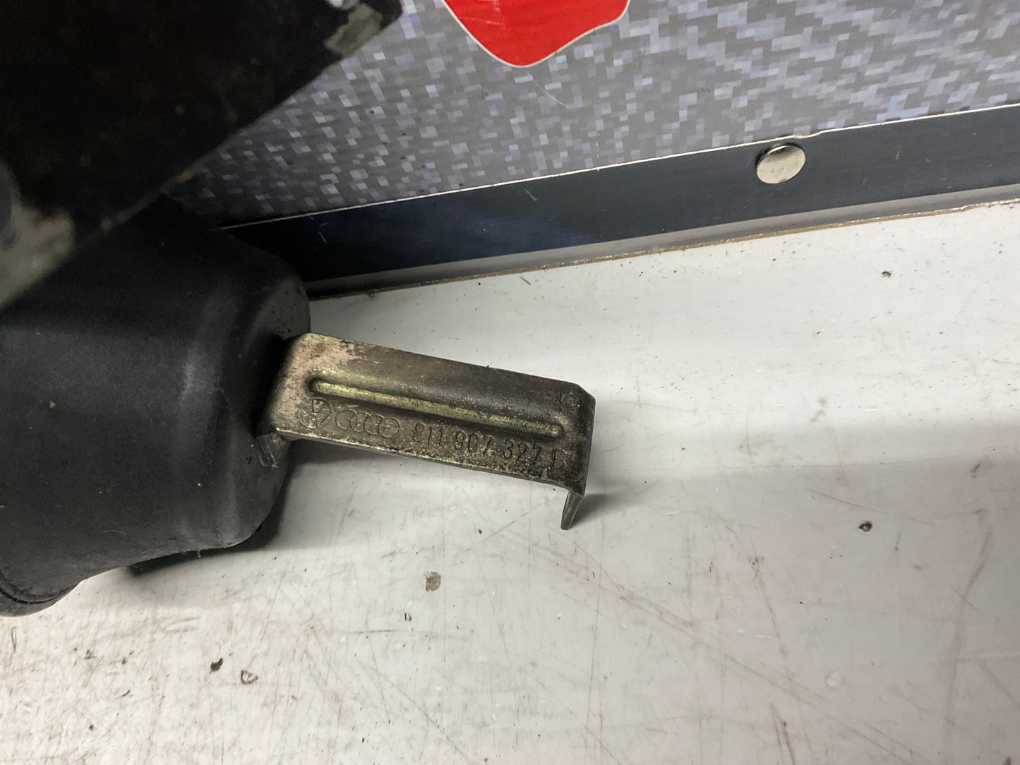 Cruise Control Vacuum Actuator 811907327B B2