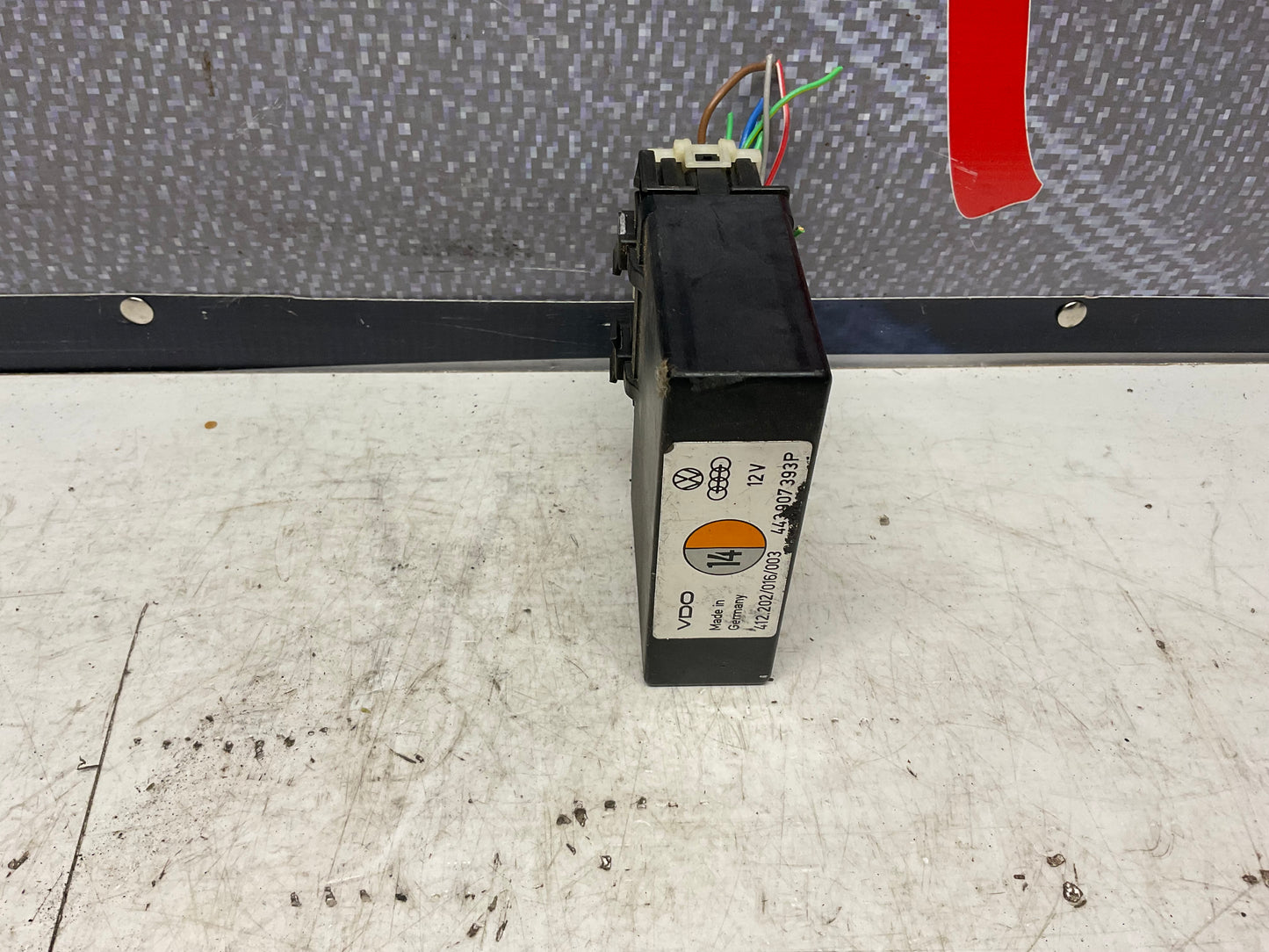 Idle Control Stabilizer Relay 443907393P C3