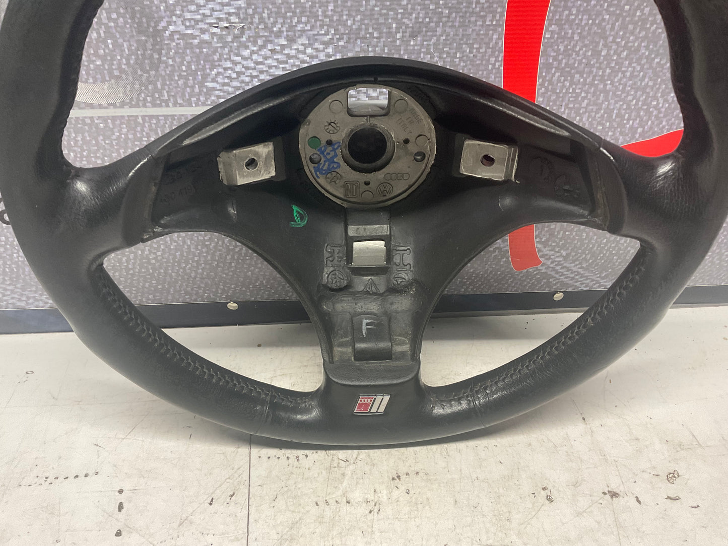 Leather Steering Wheel  4B0419091E  C4  UrS4