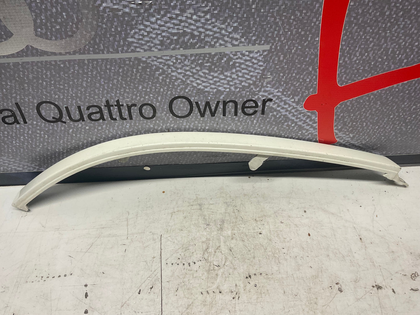 Passenger Headlight/Bumper Trim Right  4D0853208M  D2