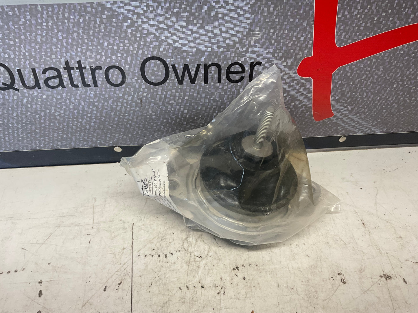 034 SD Motor Mount 443199382 B3 C4  0345090009SD