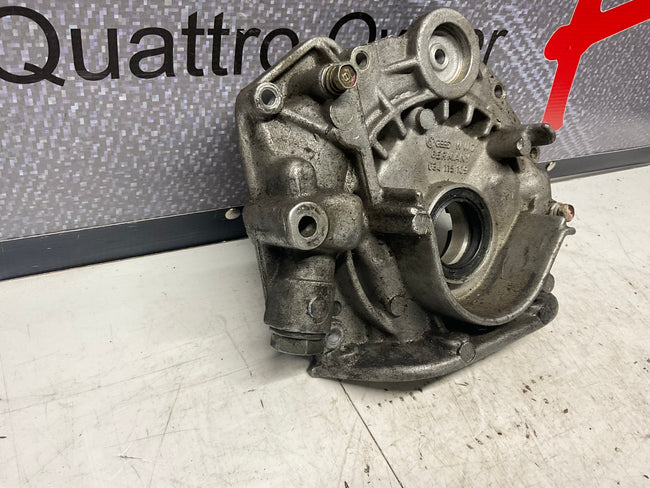 Engine Oil Pump 034115109  5 cylinder 10V