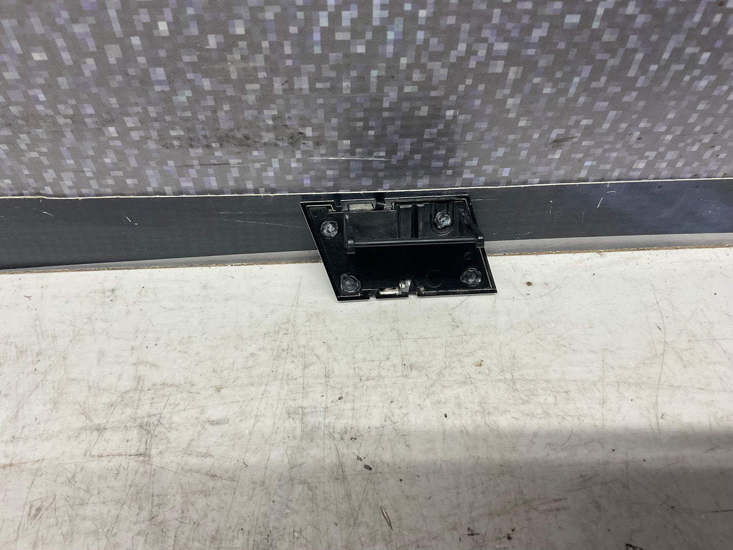 Front Grill S4 Badge NOS  8D0853736C B5