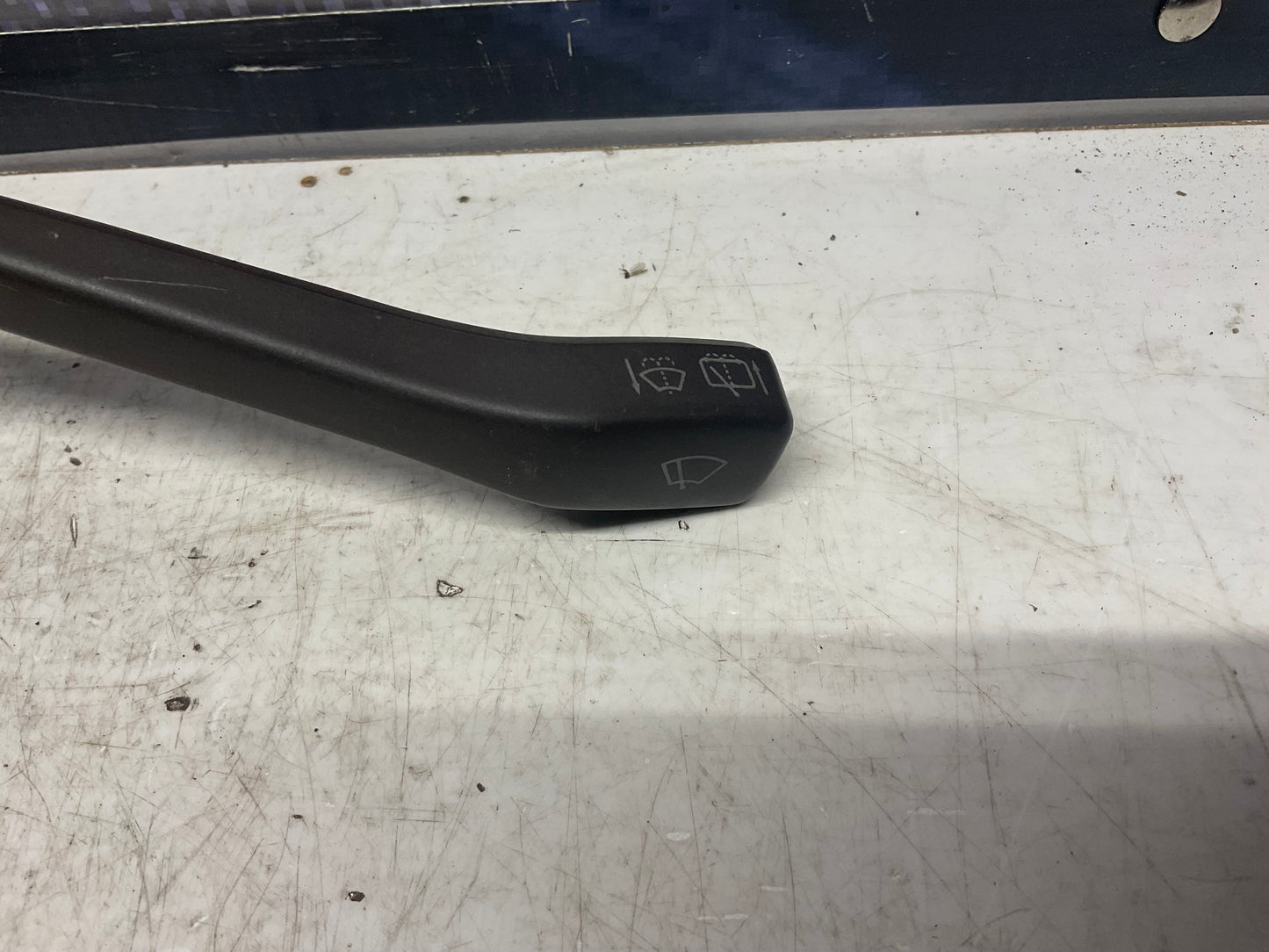 Wiper Stalk Lever 855953503A  B2 URQ