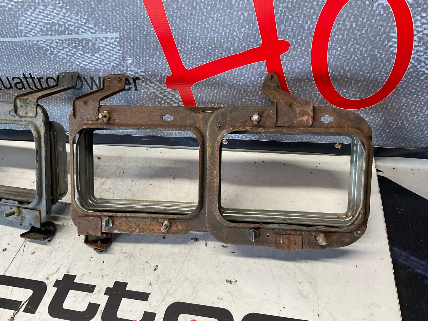 Early Quad Headlight Bracket Pair B2  4000 URQ Coupe