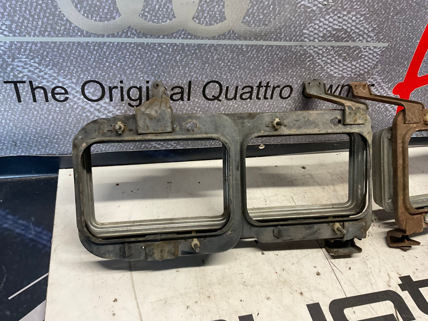 Early Quad Headlight Bracket Pair B2  4000 URQ Coupe