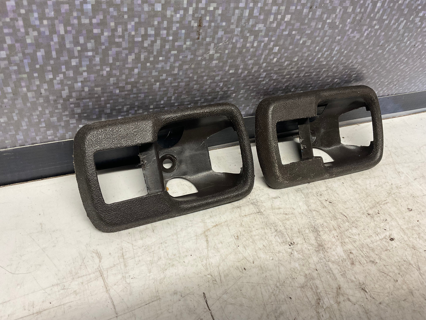 Interior Door Panel Handle Trim Cover Set 171837235  B2  Brown