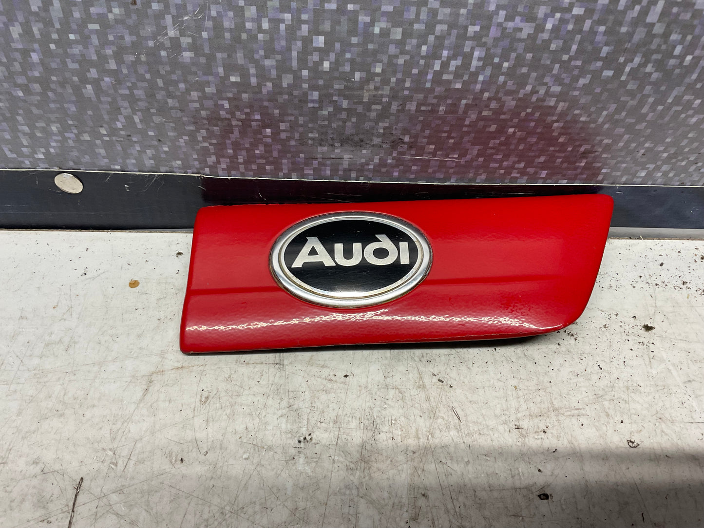 Passenger Fender Arch Trim Moulding Right  4A0853972  C4  UrS4