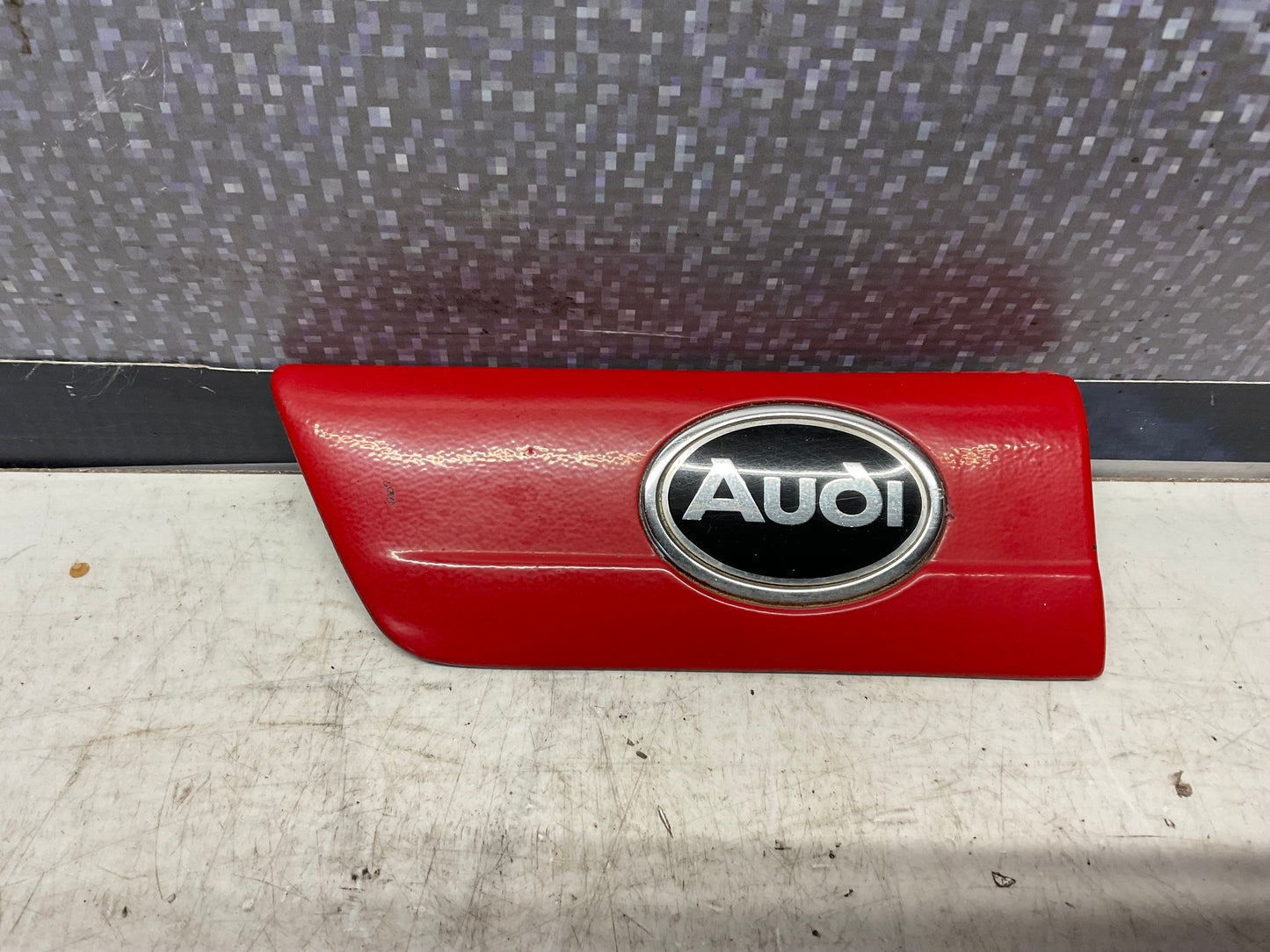Driver Fender Arch Trim Moulding Left  4A0853971  C4  UrS4