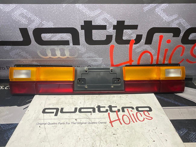 Rear Center Light Panel 447945695D C3