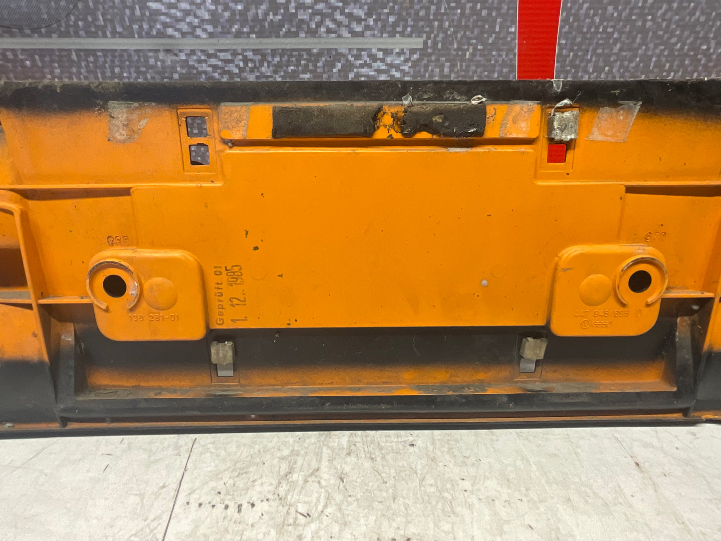 Rear Center Light Panel 447945695D C3