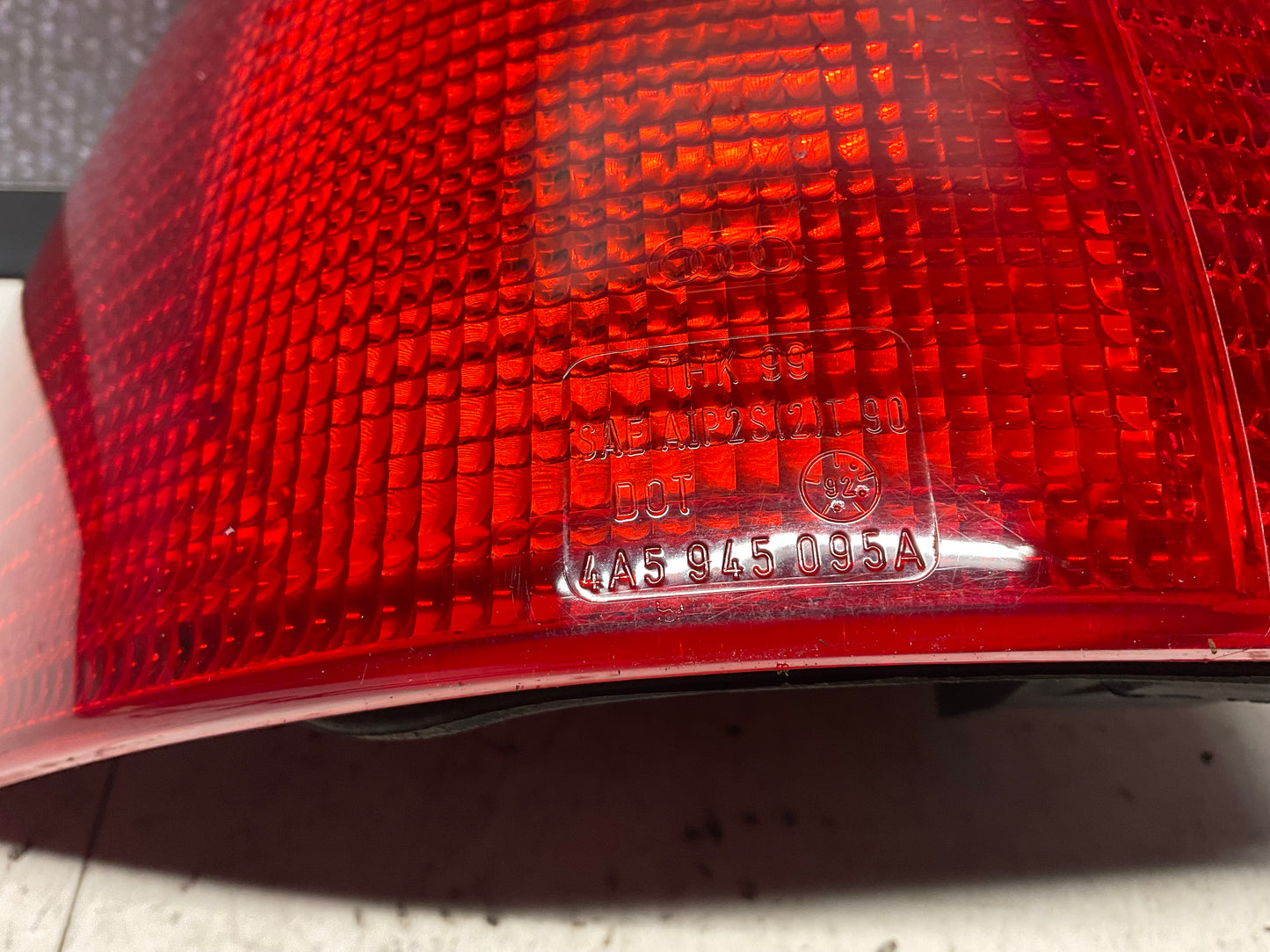 Driver Taillight Left 4A5945095A  C4