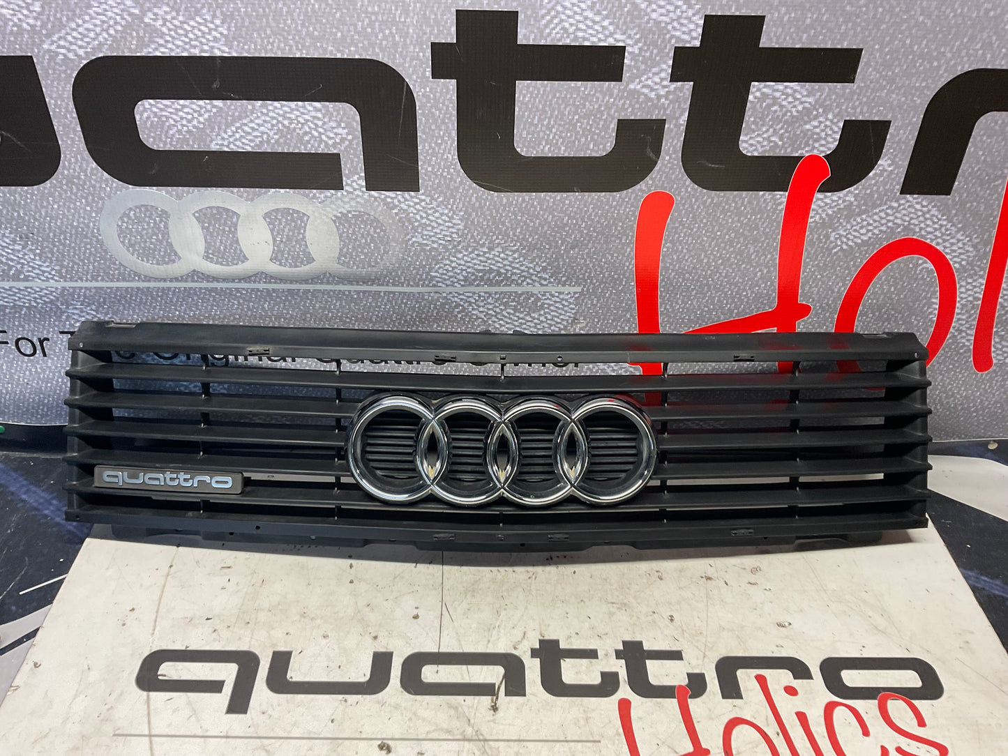 Front Grille Quattro  447853655C  C3  200