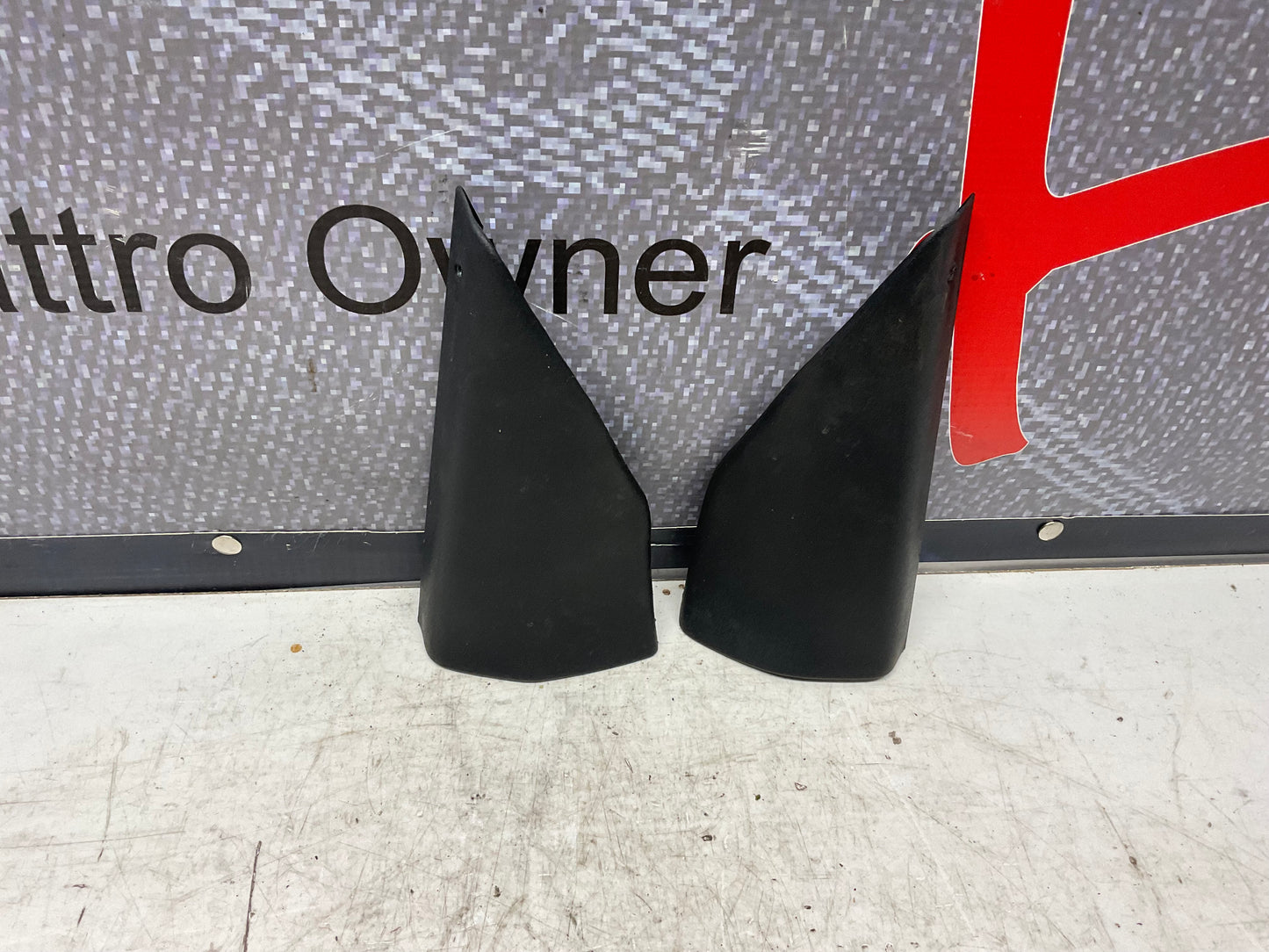 Rear Door Window Trim Cover Set  447857569A 447857570A  C3  D1  Black