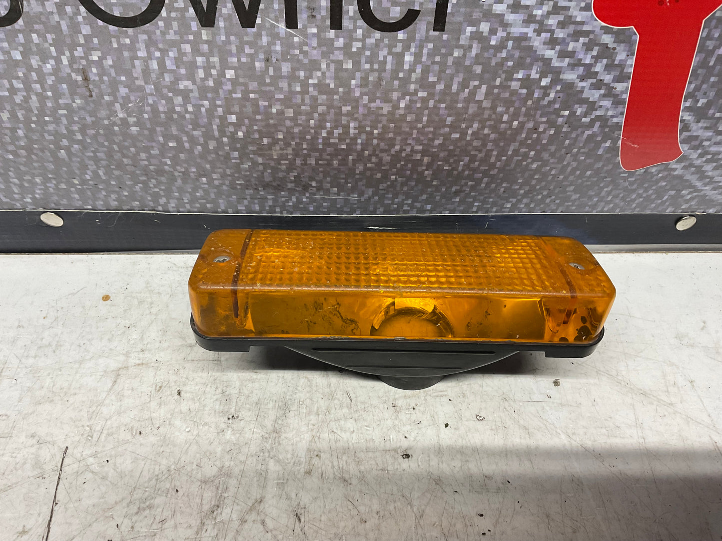 Passenger Front Bumper Turn Signal Lens Right 443953050F Hella B2