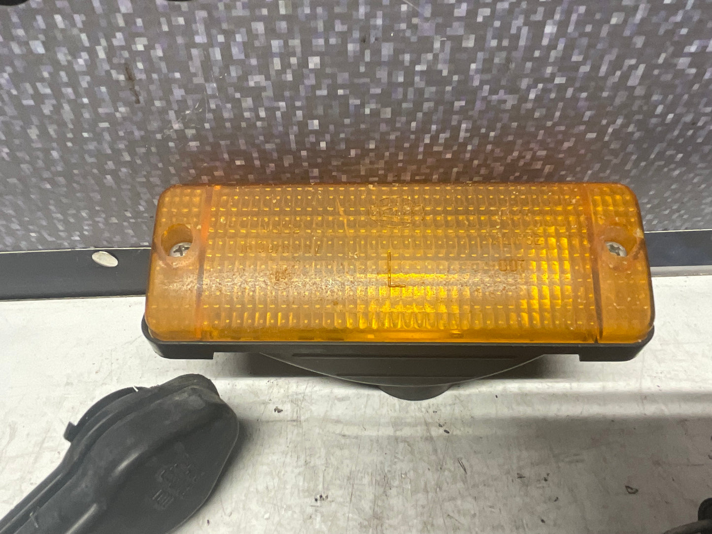 Front Bumper Turn Signal Lens Left 4439530049F  Hella B2