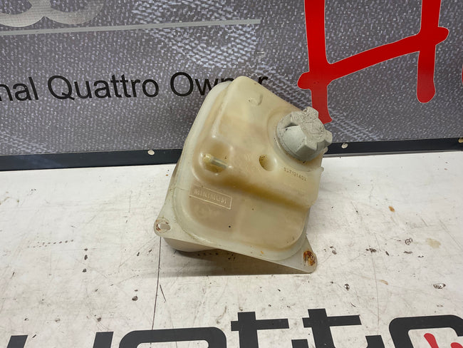 Expansion/ Coolant Tank Reservoir  857121403  B2  URQ