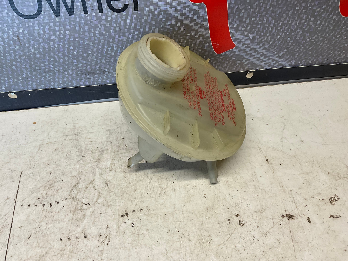 Brake Master Cylinder Reservoir 8G0611301  B4  C4