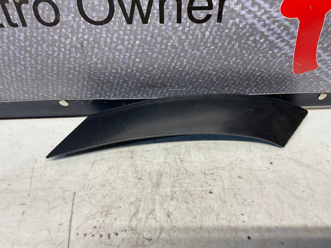 C Pillar Outside Trim Right 441853216  D1