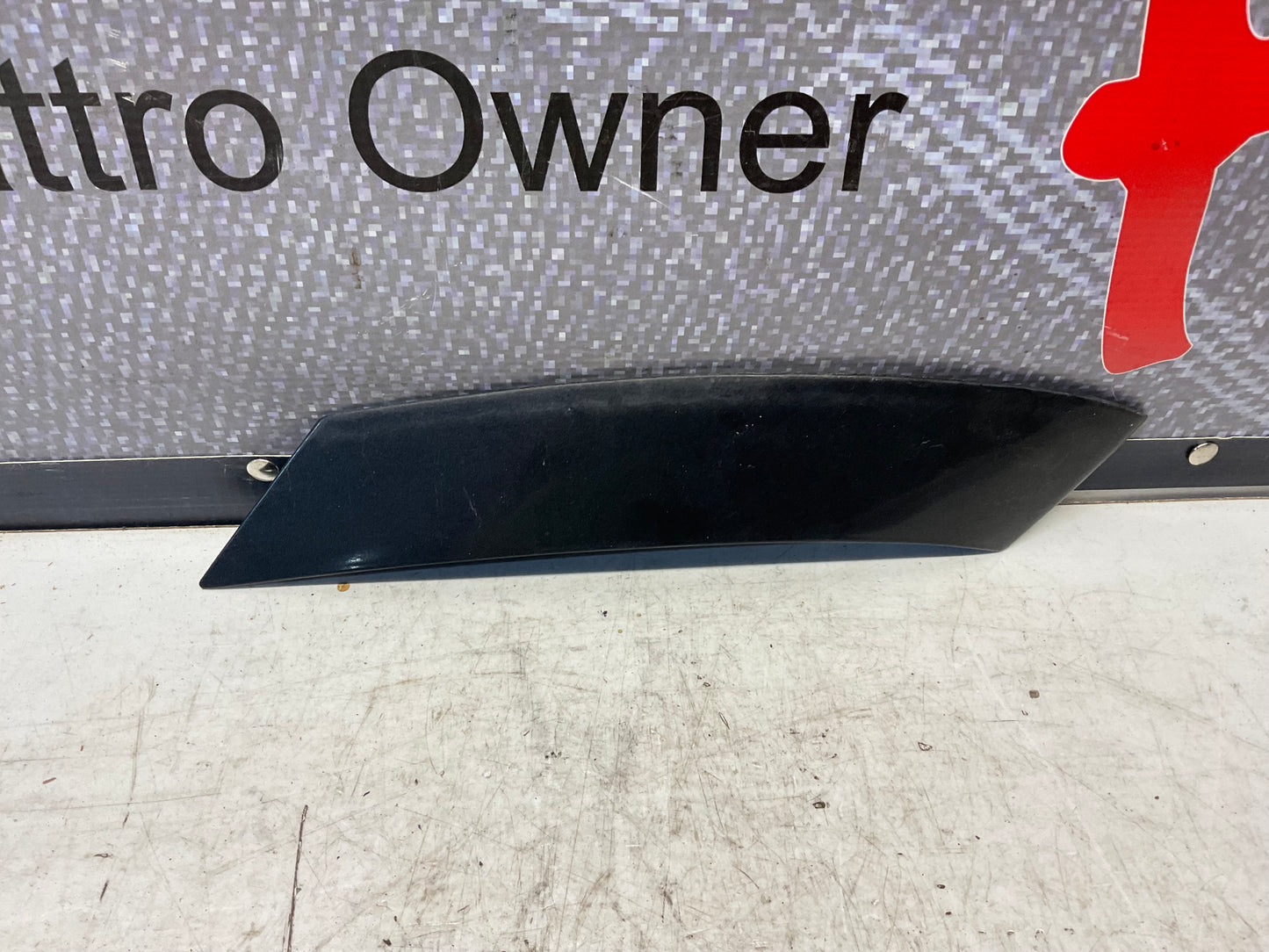 C Pillar Outside Trim Right 441853216  D1