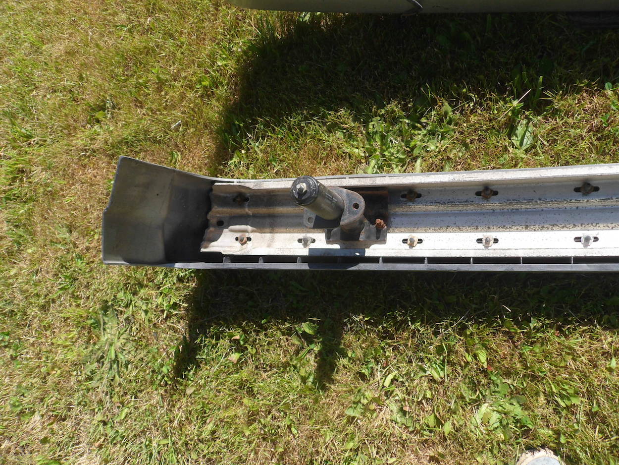 Rear URQ Bumper 857807305A