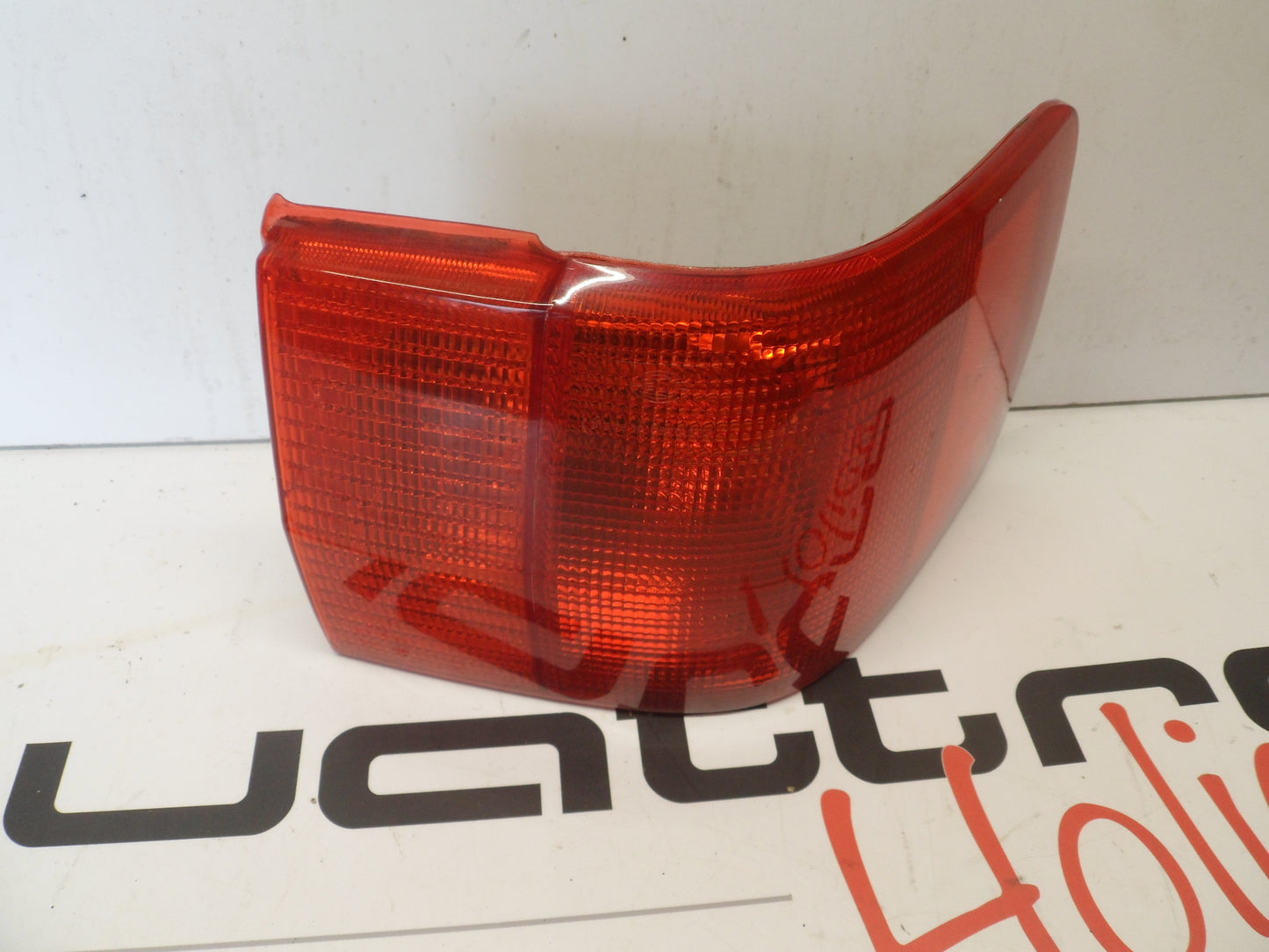 Passenger Tail Light 893945096A