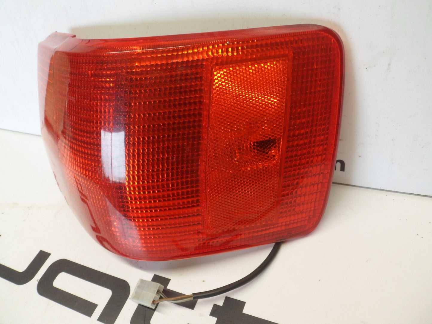 Passenger Tail Light 893945096A
