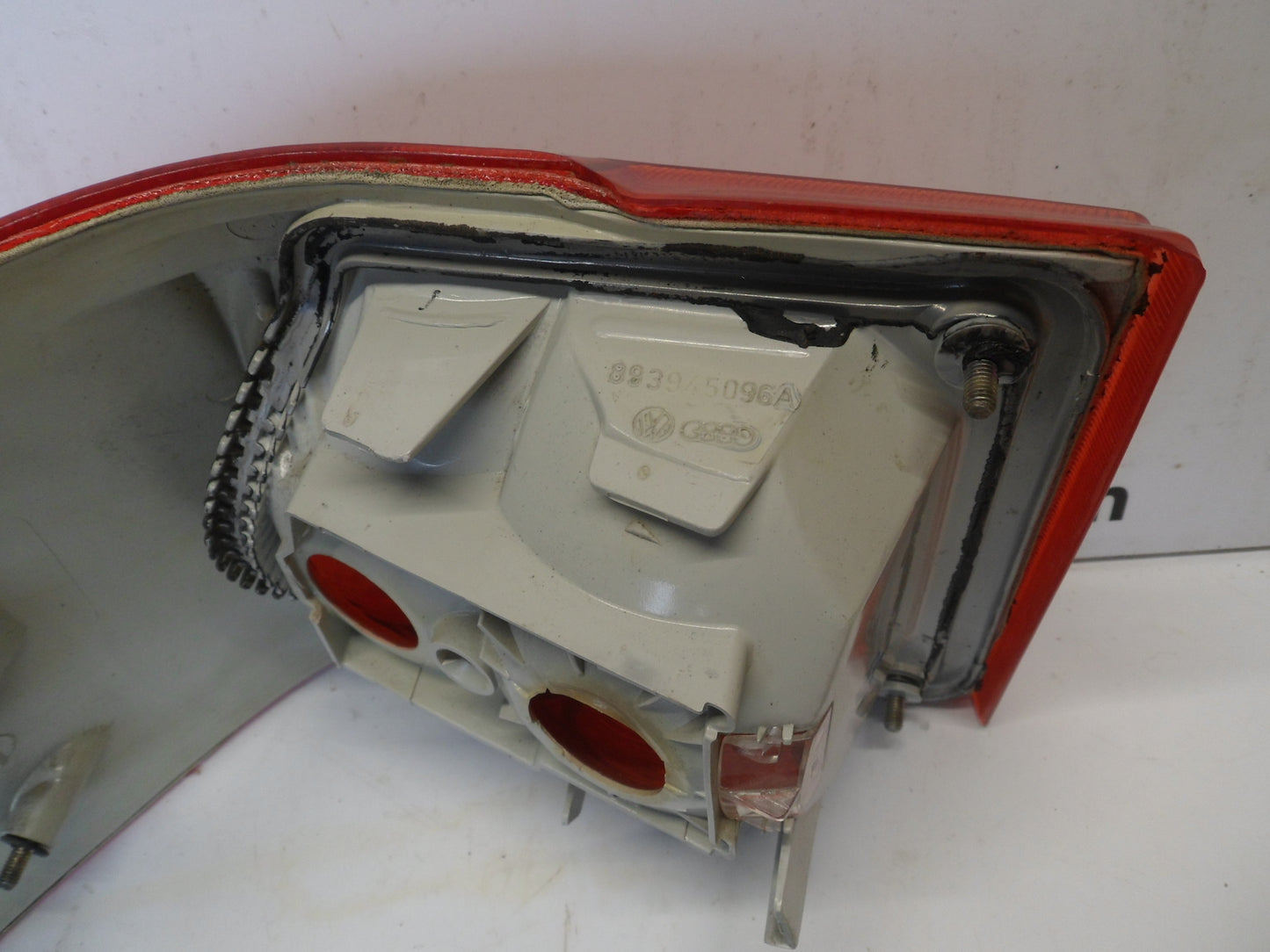 Passenger Tail Light 893945096A