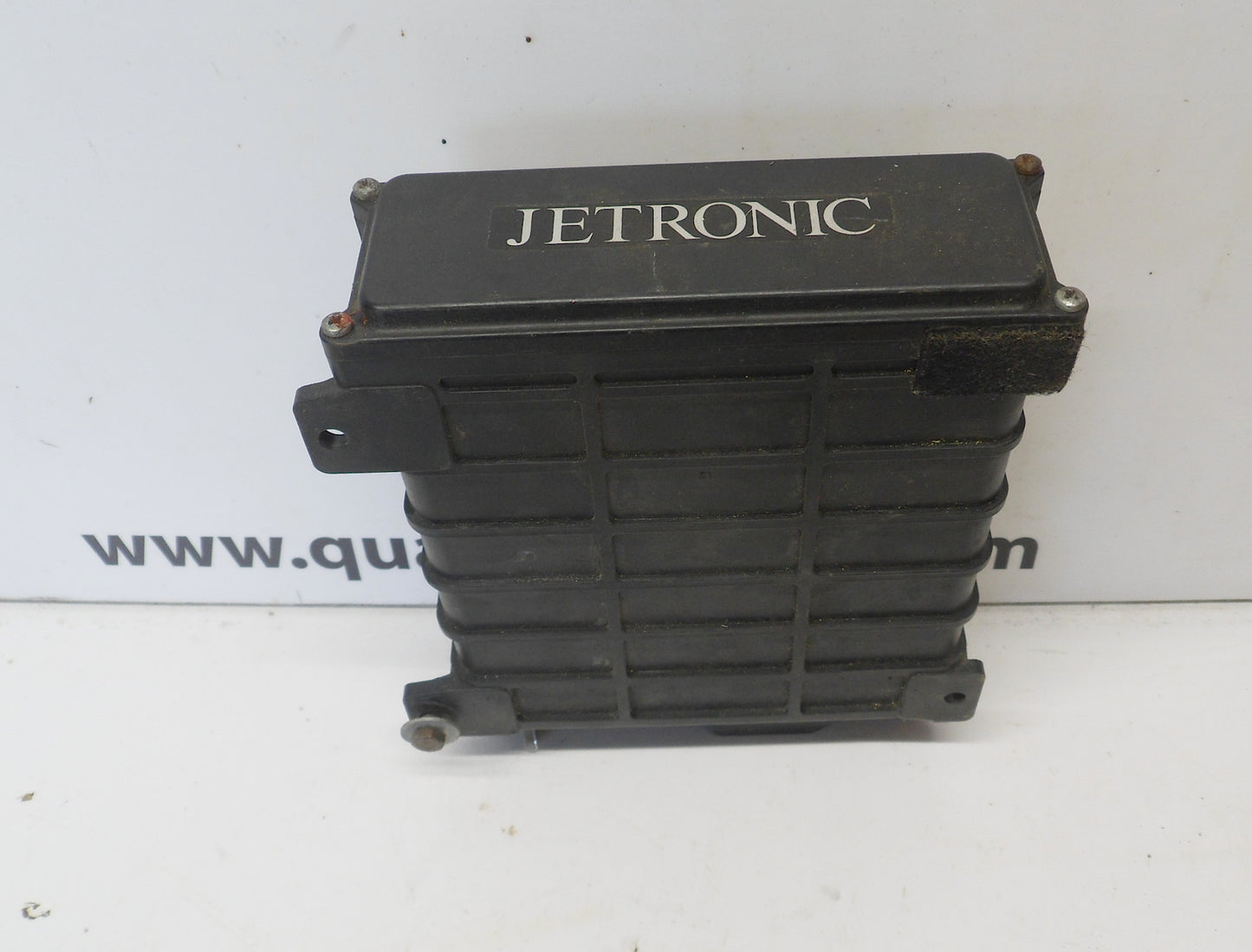 Engine Control Unit 811906264C  JT