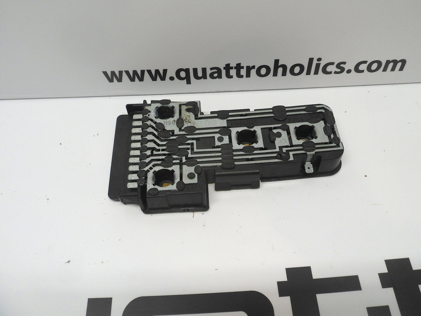 Passenger Tail Light Bulb Holder 855945222