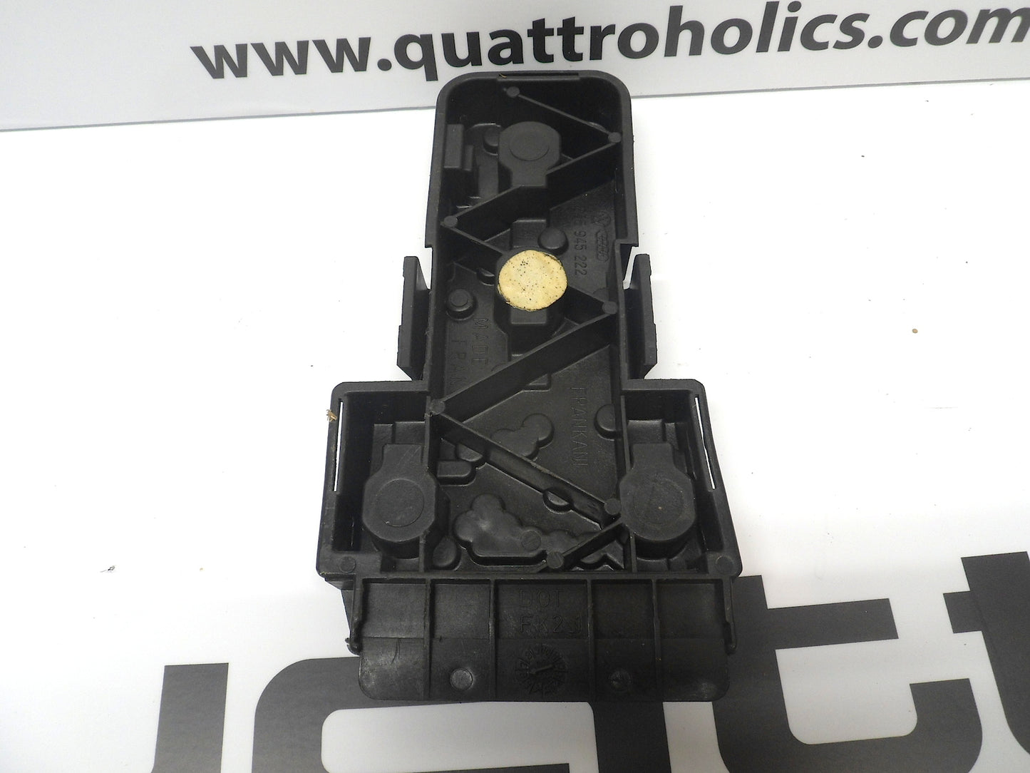 Passenger Tail Light Bulb Holder 855945222