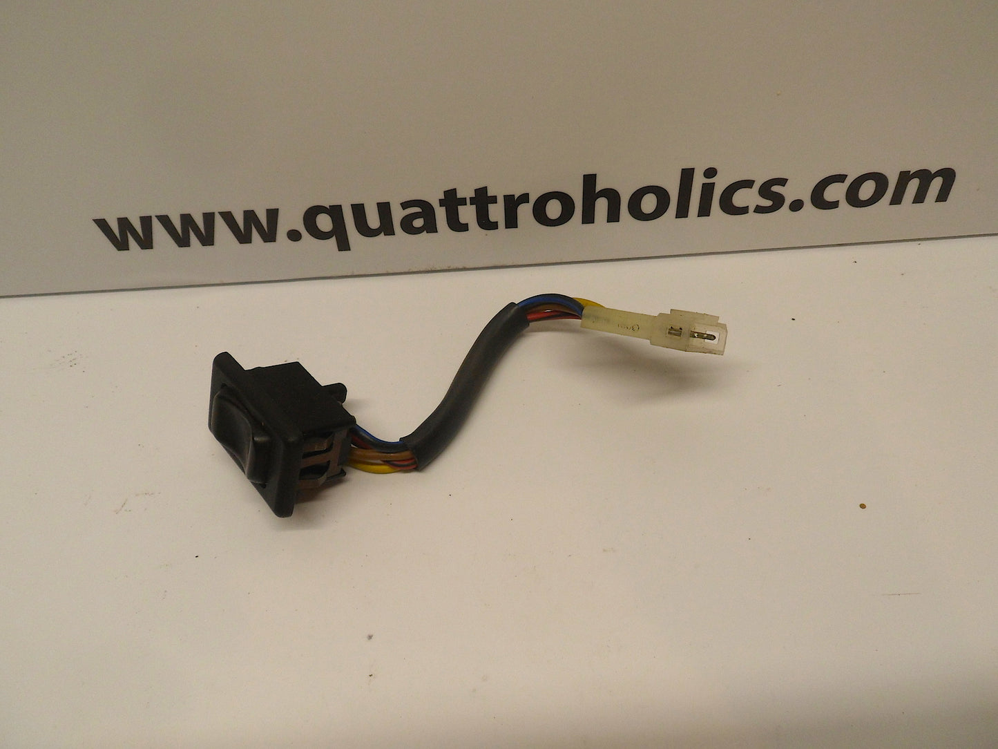 Power Window Switch 811959855  B2