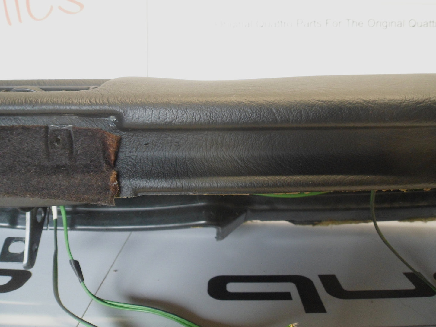 Dash with Vents-Black 857857003B