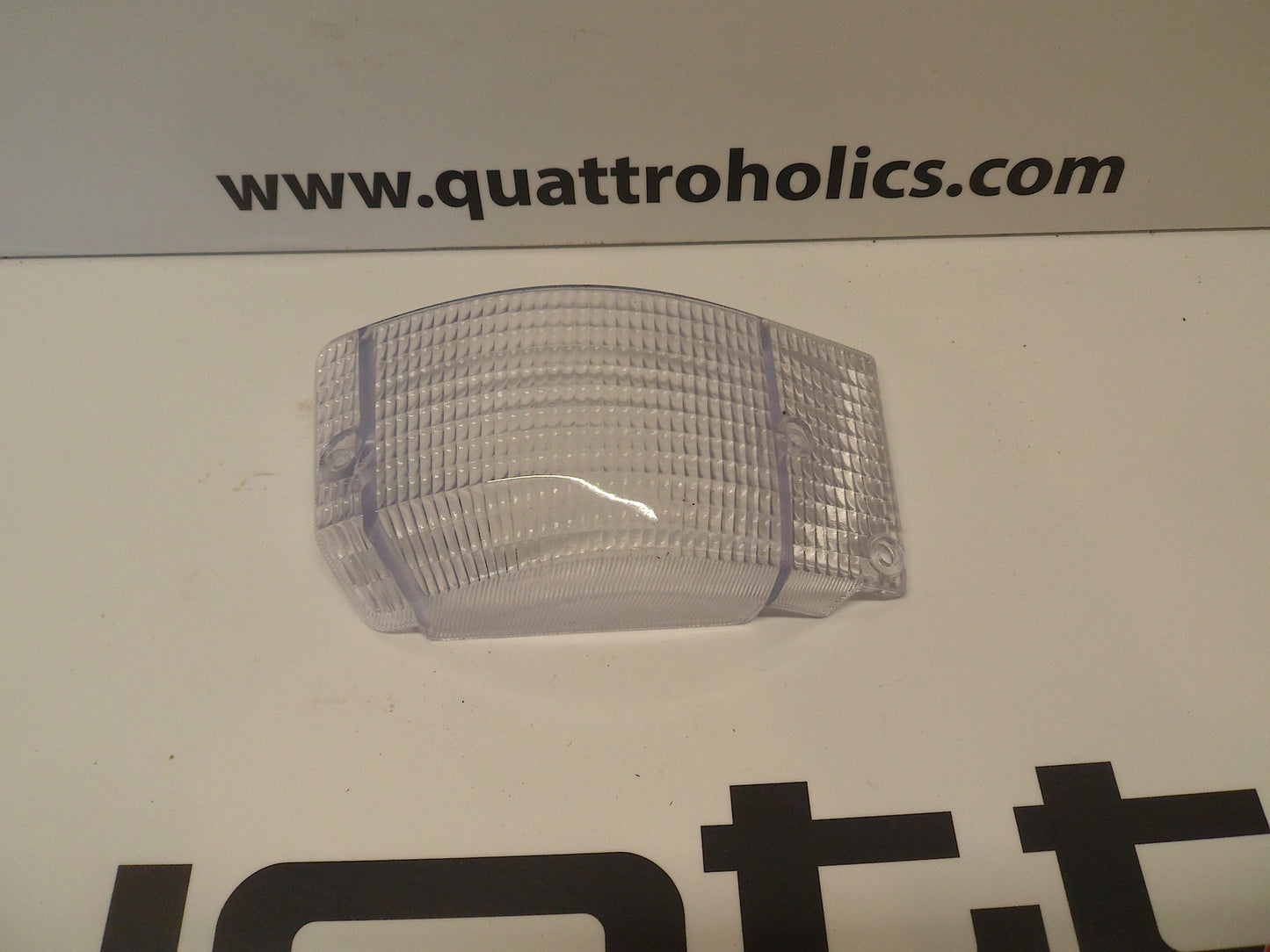 Passenger Turn Signal Lens NEW 437953049 European B2 UrQ Clear