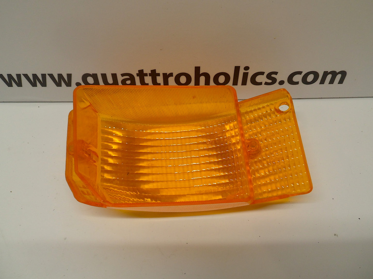 Driver Turn Signal Lens 437953049 Hella