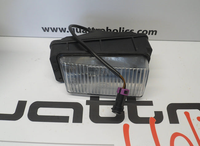 Fog Light 443941699E NOS