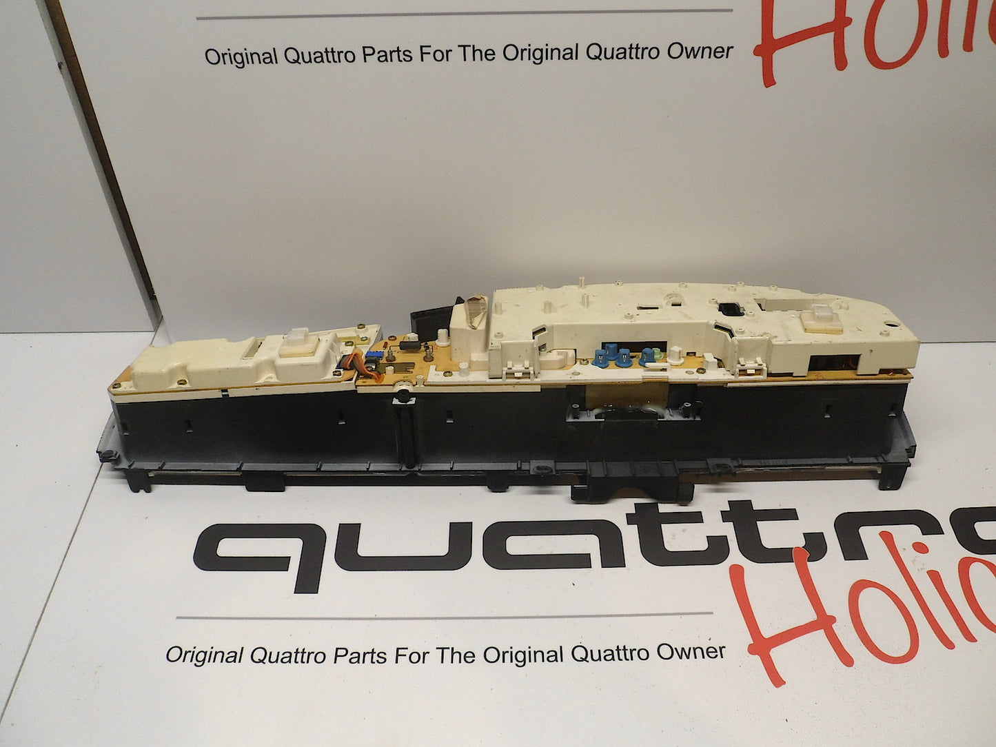 Instrument Cluster 443919035AA