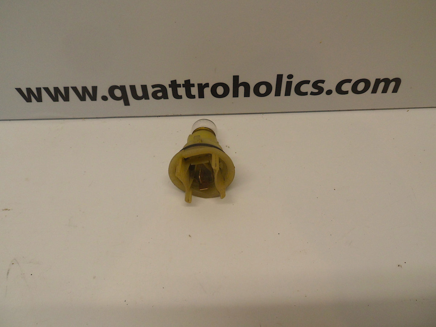 Front Marker Bulb Holder  R19/5 Hella