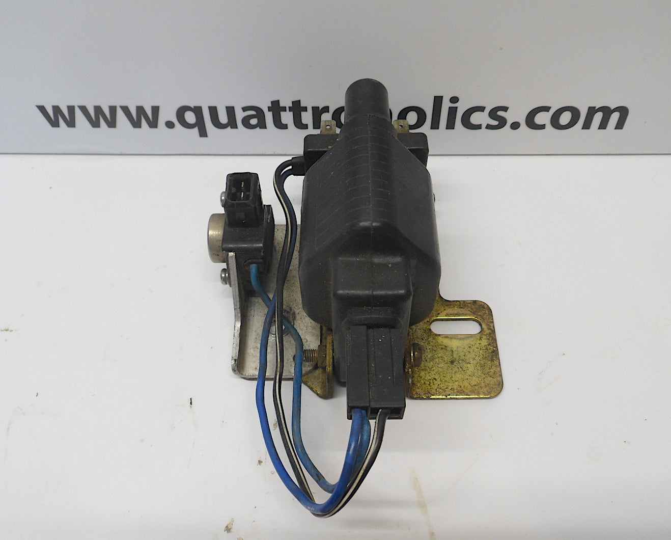 Ignition Coil 443905105A