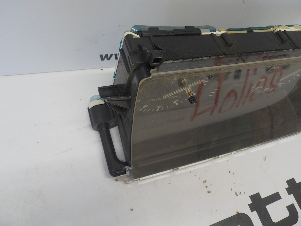 Speedometer Cluster URQ 857919038